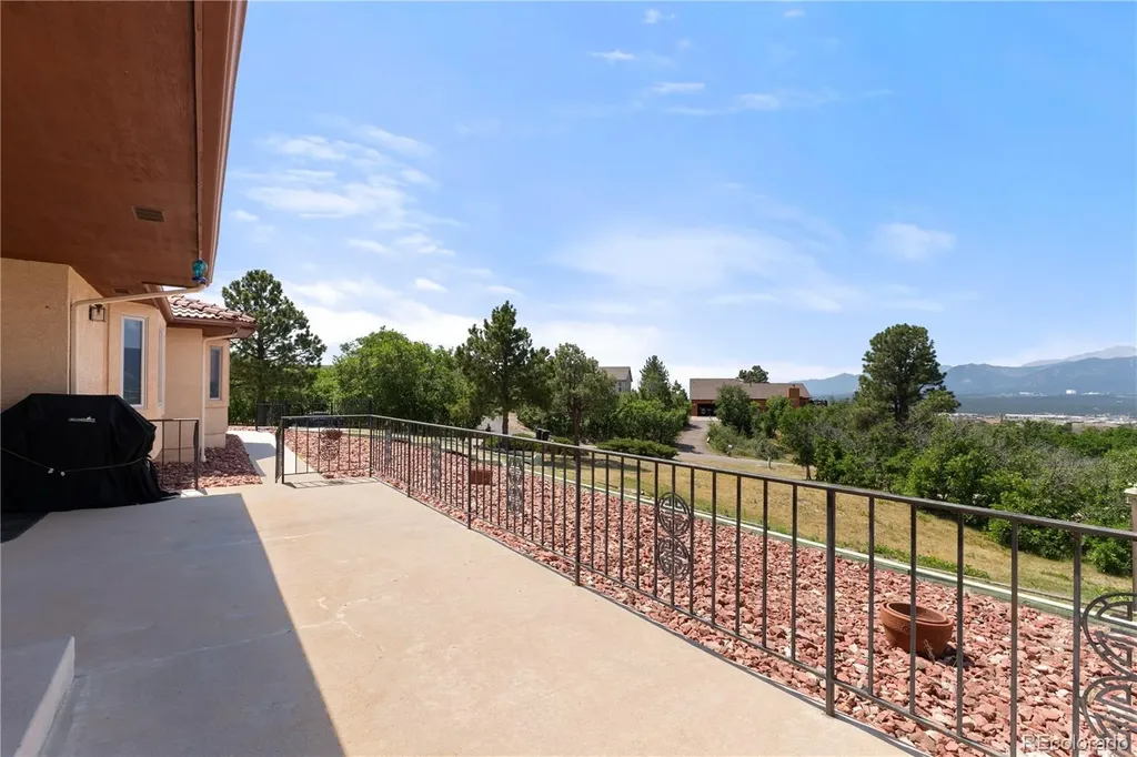 380 Scrub Oak Circle Monument CO 80132
