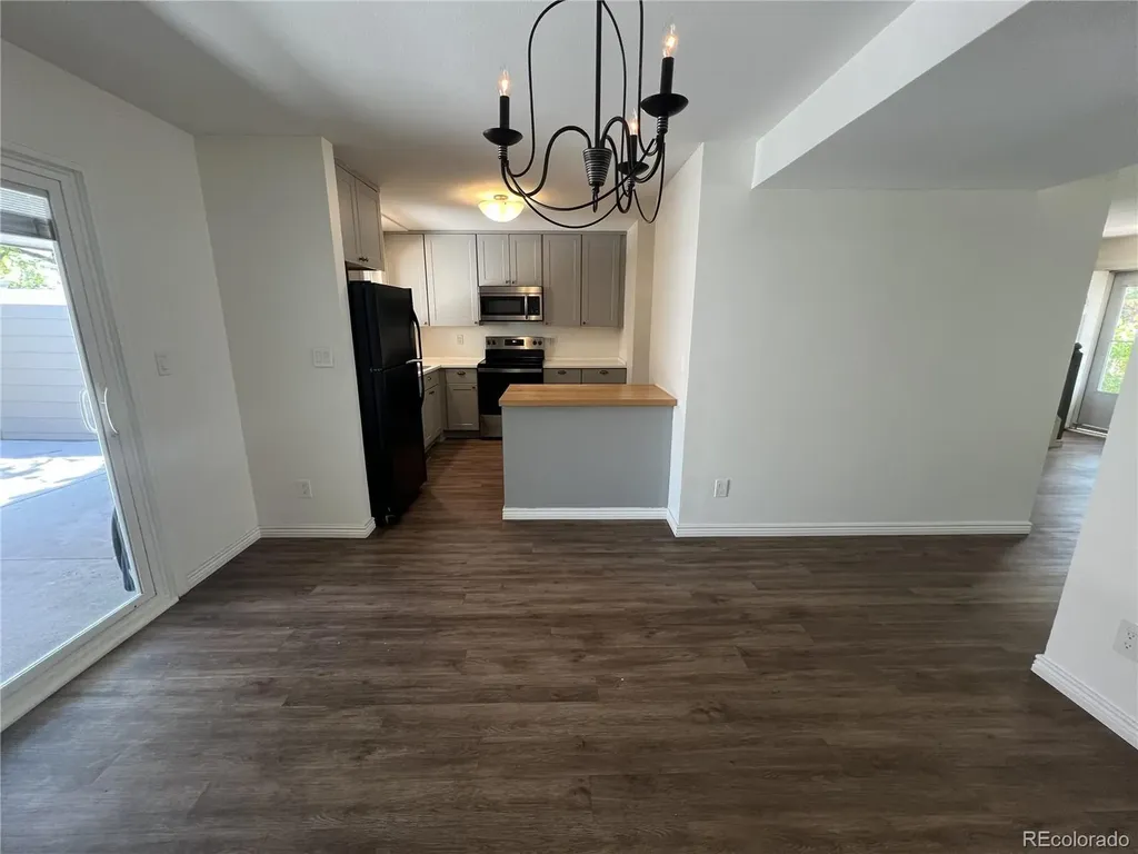 7052 E Briarwood Drive Centennial CO 80112