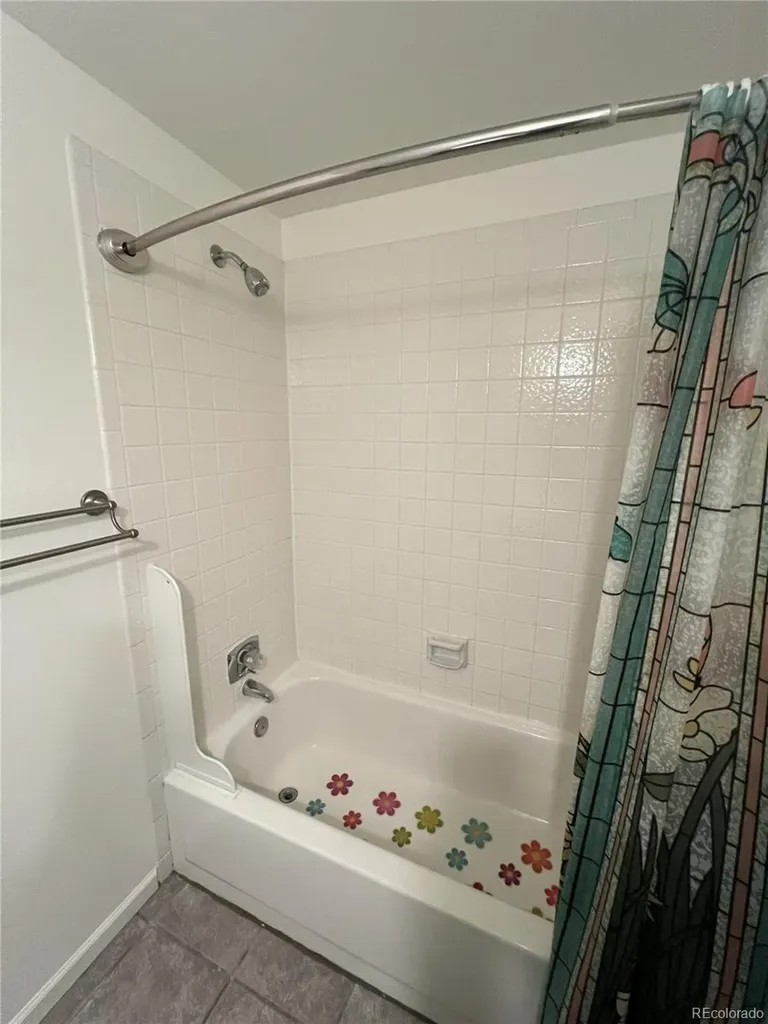 7052 E Briarwood Drive Centennial CO 80112
