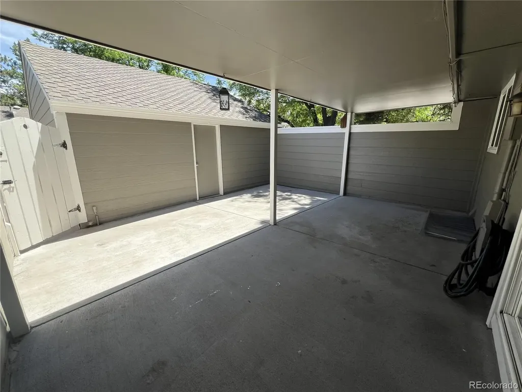 7052 E Briarwood Drive Centennial CO 80112