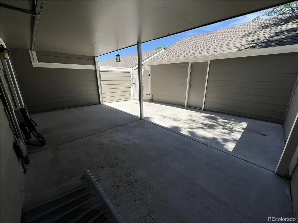 7052 E Briarwood Drive Centennial CO 80112