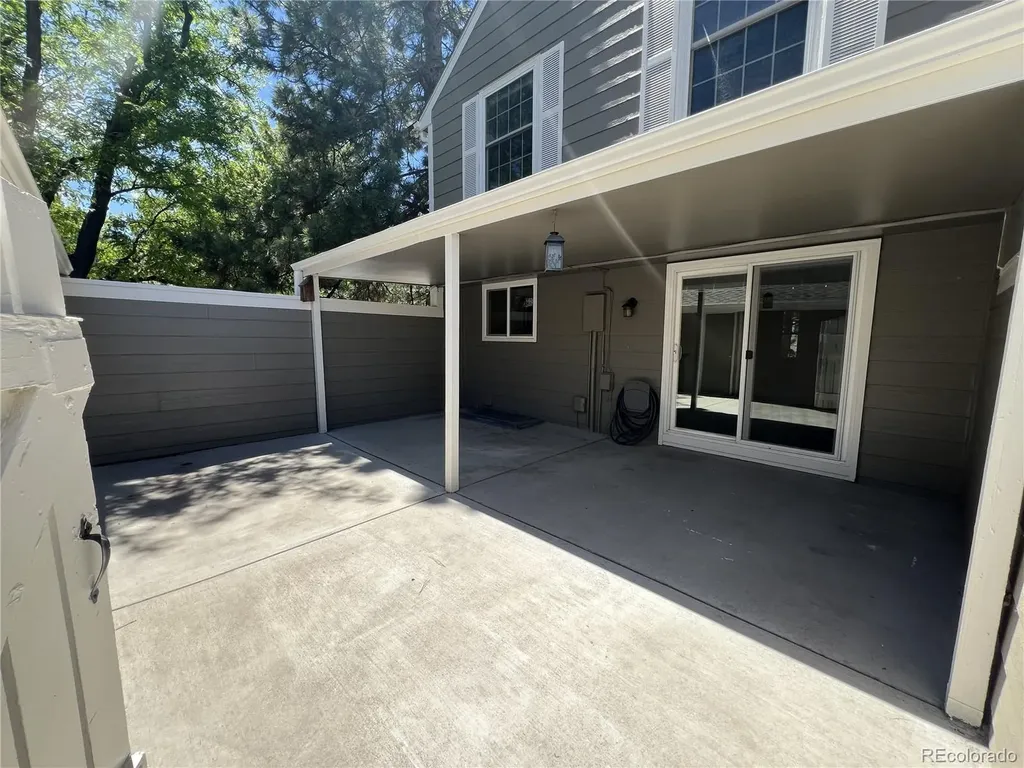 7052 E Briarwood Drive Centennial CO 80112