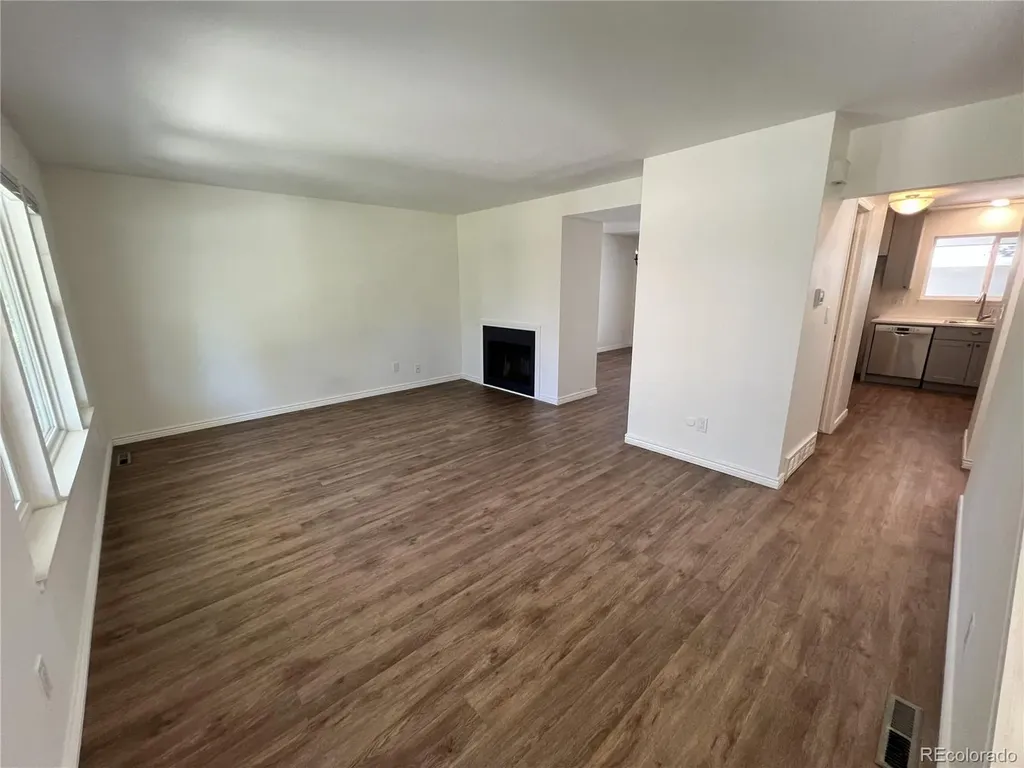 7052 E Briarwood Drive Centennial CO 80112
