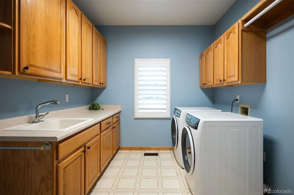 7119 Dove Court Parker CO 80134