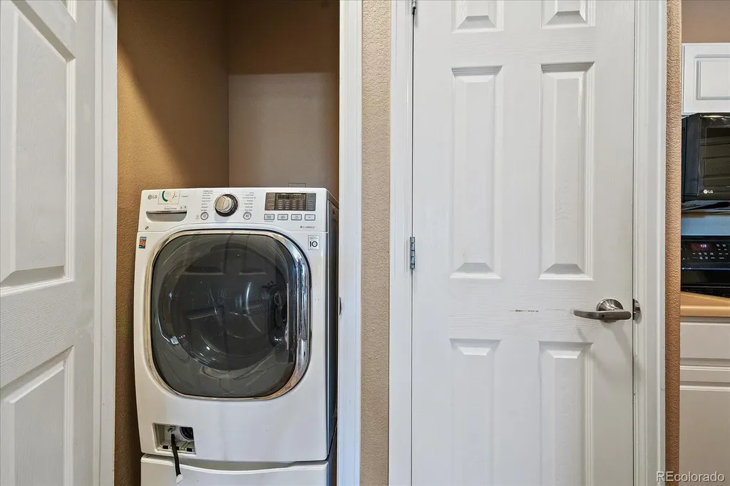 5255 Memphis Street Denver CO 80239