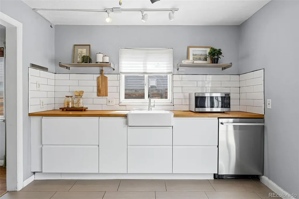 3740 W Alice Place Denver CO 80211