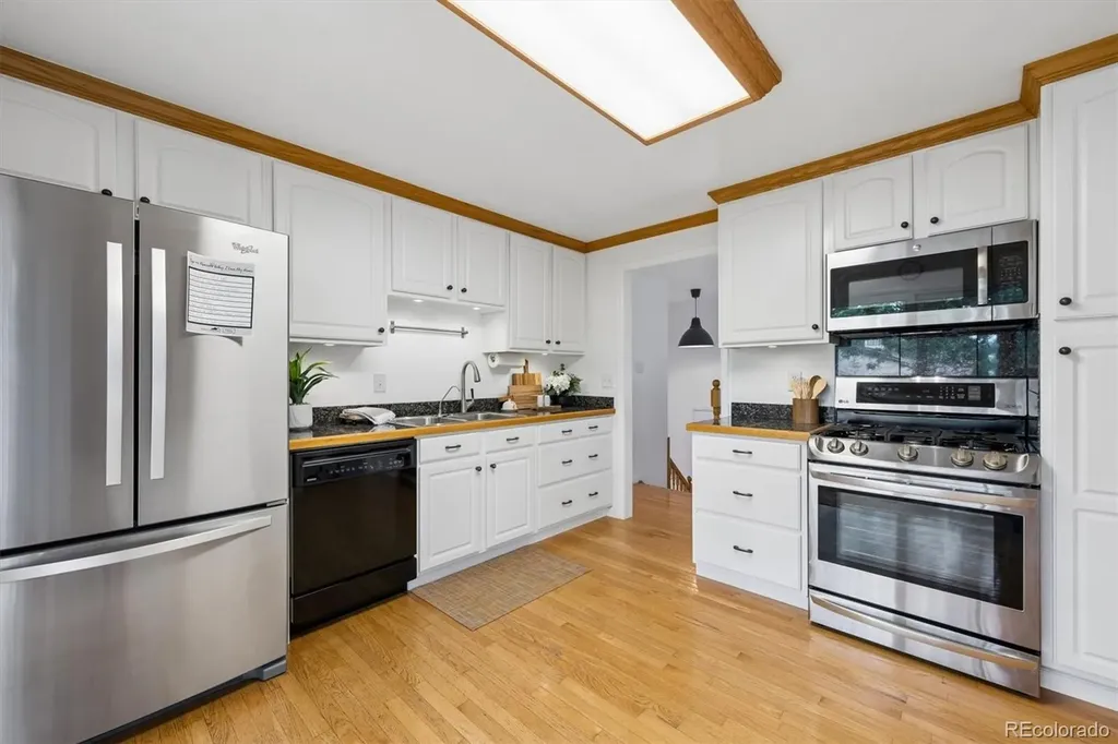 13805 W 67th Place Arvada CO 80004