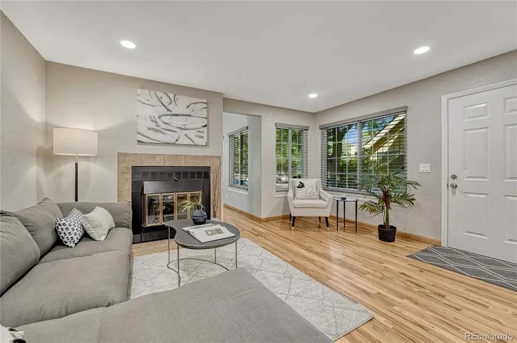 4872 E Kentucky Avenue Denver CO 80246