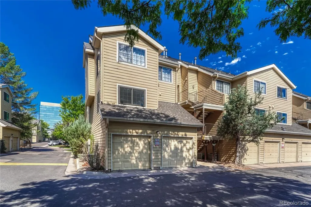 4872 E Kentucky Avenue Denver CO 80246