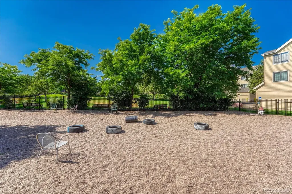 4872 E Kentucky Avenue Denver CO 80246