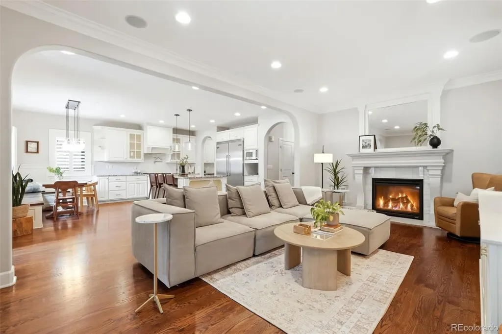 736 Ivy Street Denver CO 80220