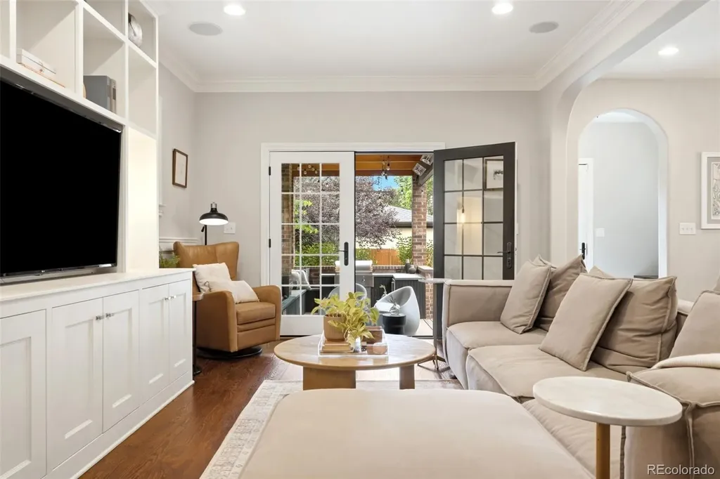 736 Ivy Street Denver CO 80220