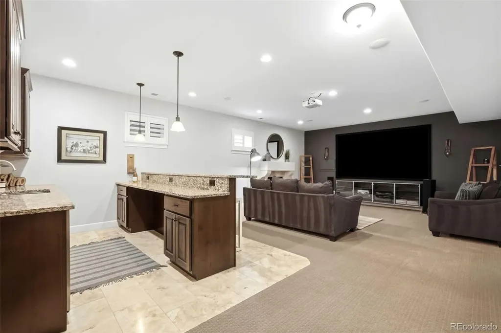 736 Ivy Street Denver CO 80220