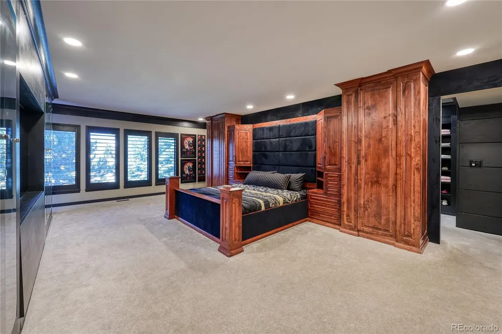 27 Beacon Hill Lane Greenwood Village CO 80111
