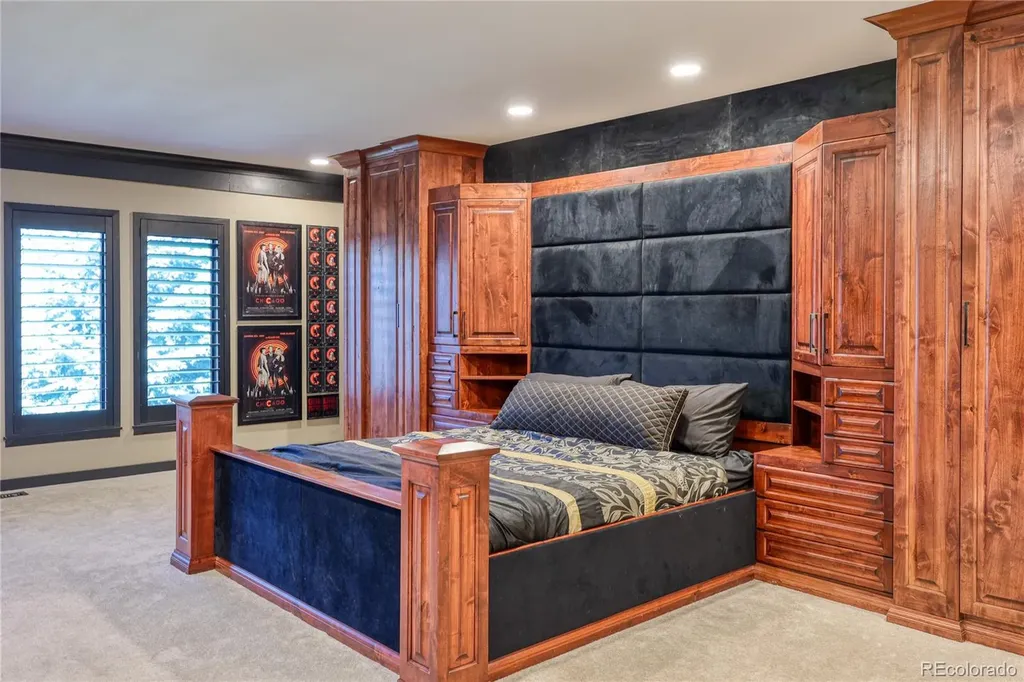 27 Beacon Hill Lane Greenwood Village CO 80111