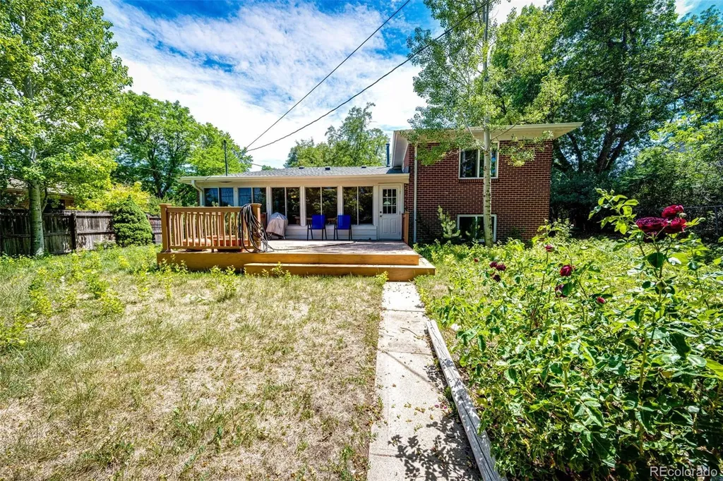 9015 W 4th Place Lakewood CO 80226