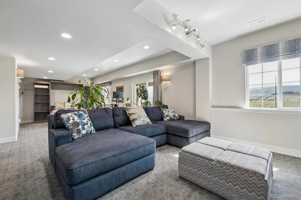 8509 Eldora Way Arvada CO 80007