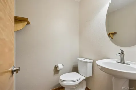22725 E Alamo Place Aurora CO 80015