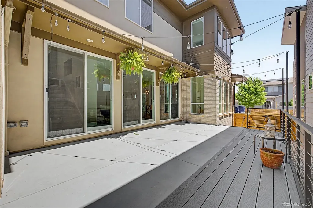 6707 Mariposa Court Denver CO 80221