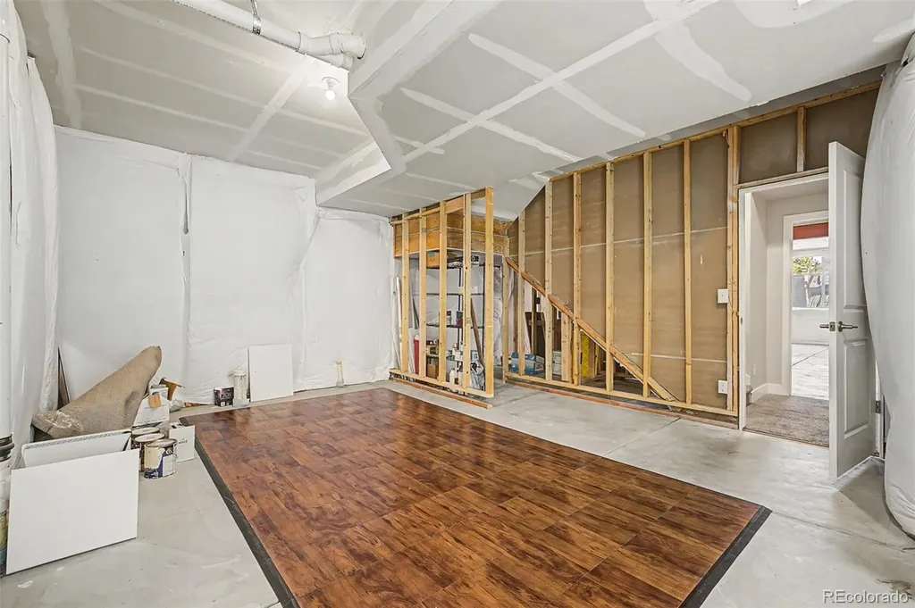 6707 Mariposa Court Denver CO 80221