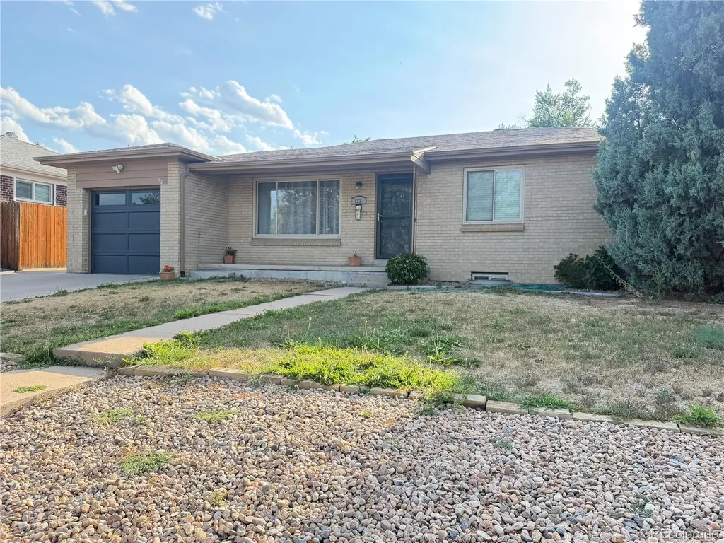 1223 S Eaton Street Denver CO 80232