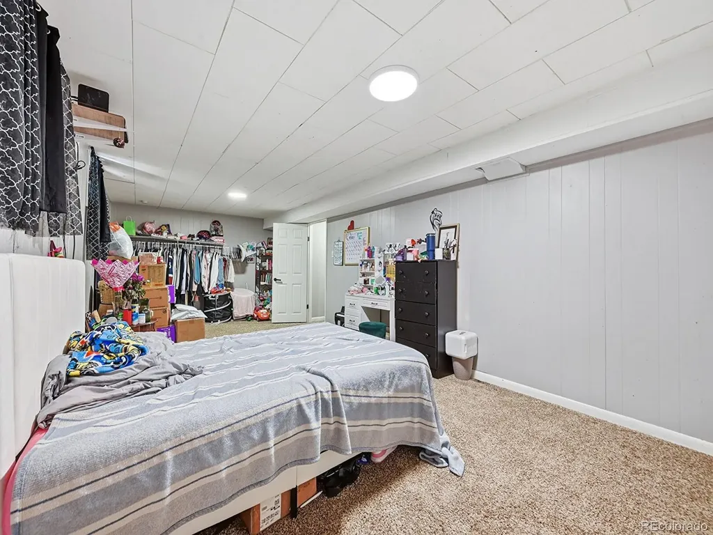 556 Elmira Street Aurora CO 80010