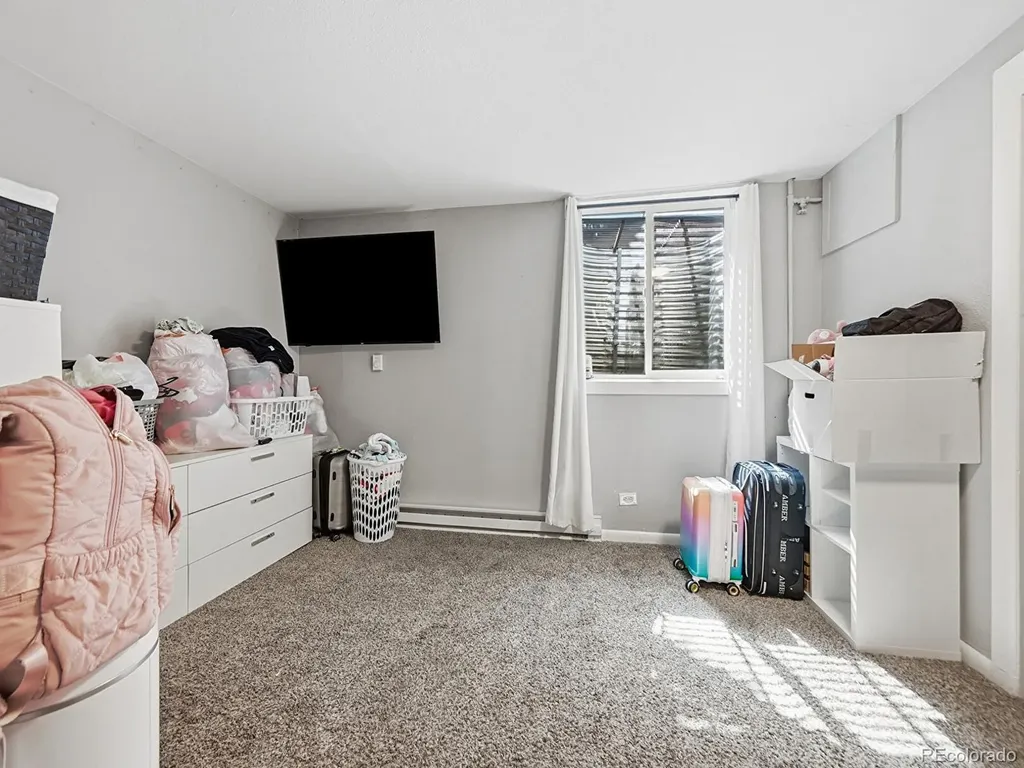 556 Elmira Street Aurora CO 80010