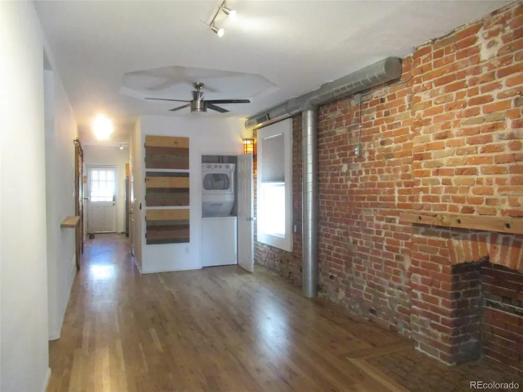 2738 N Downing Street Denver CO 80205