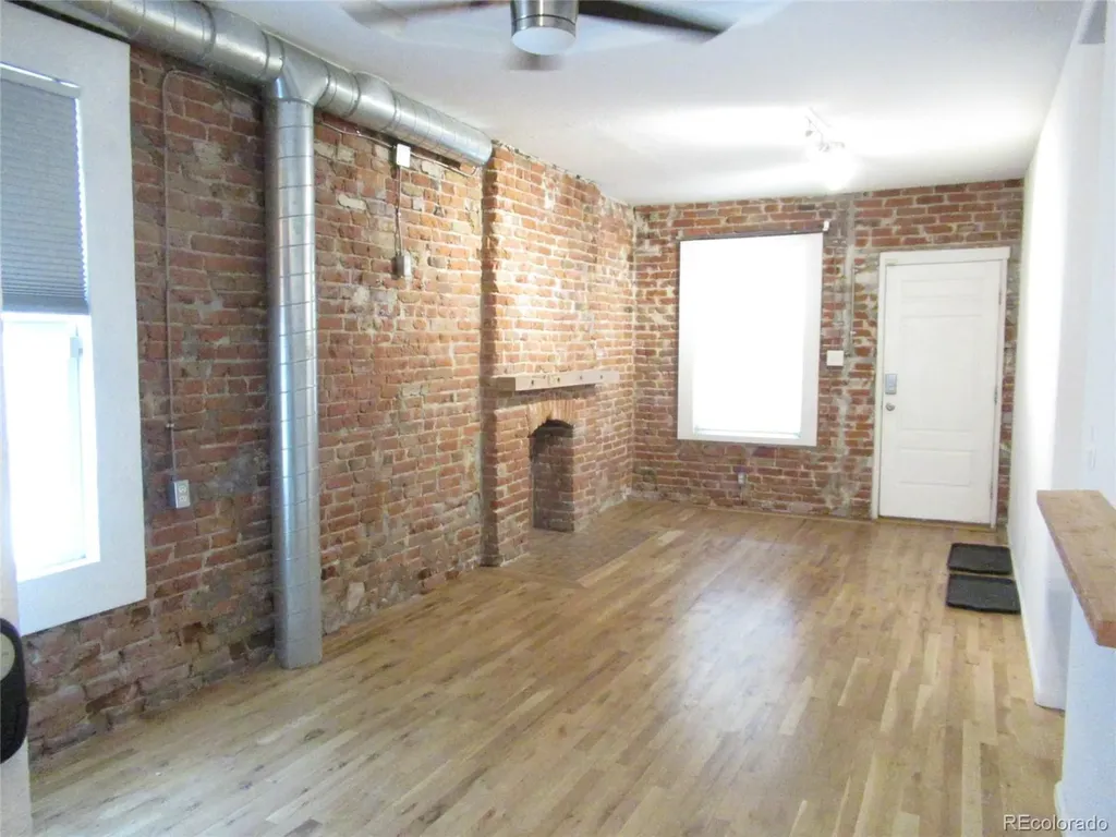 2738 N Downing Street Denver CO 80205