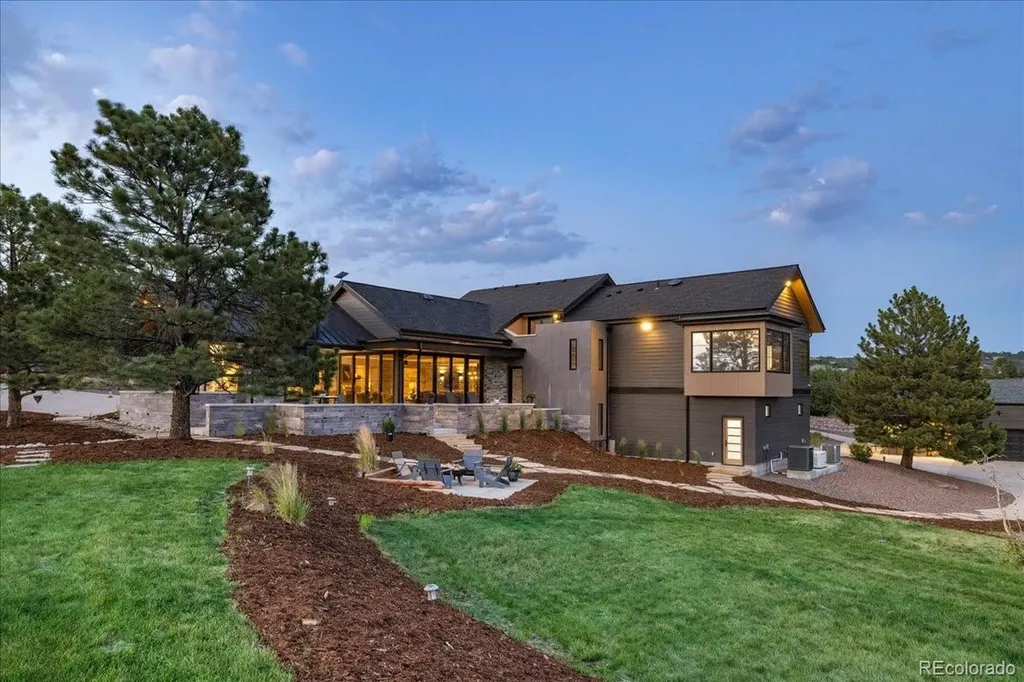 1950 W Wolfensberger Court Castle Rock CO 80109