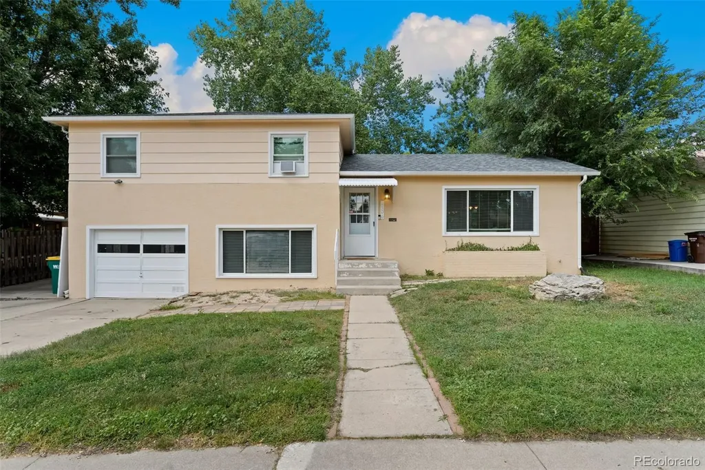 2506 Lelaray Street Colorado Springs CO 80909