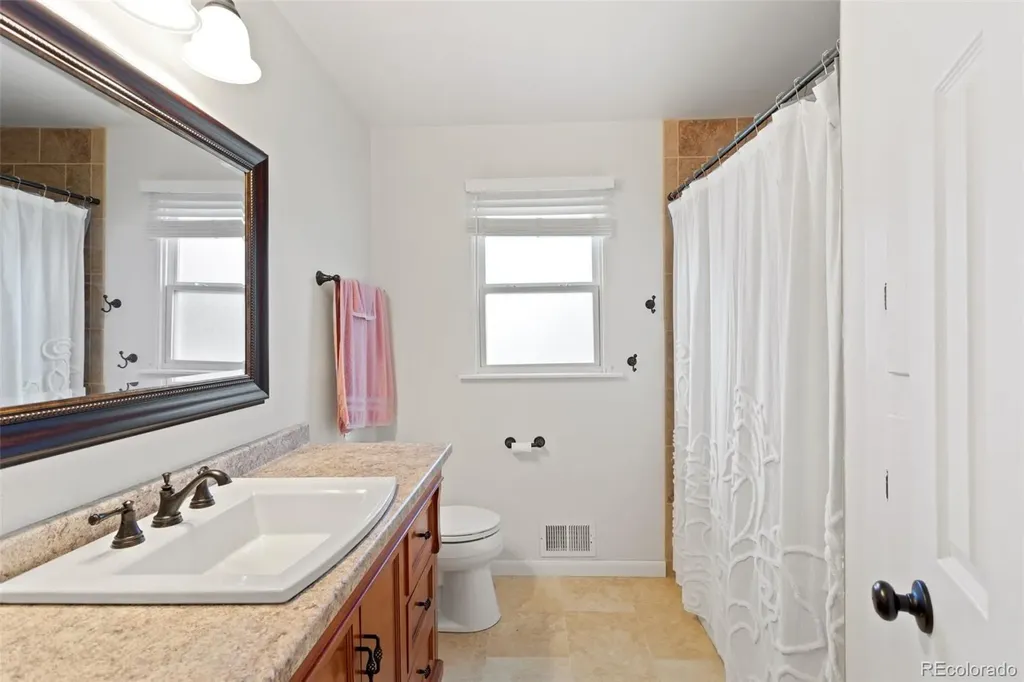 2506 Lelaray Street Colorado Springs CO 80909