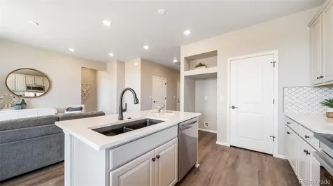 5042 N Tempe Street Aurora CO 80019