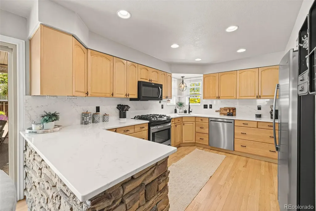 8873 S Balsam Street Littleton CO 80128