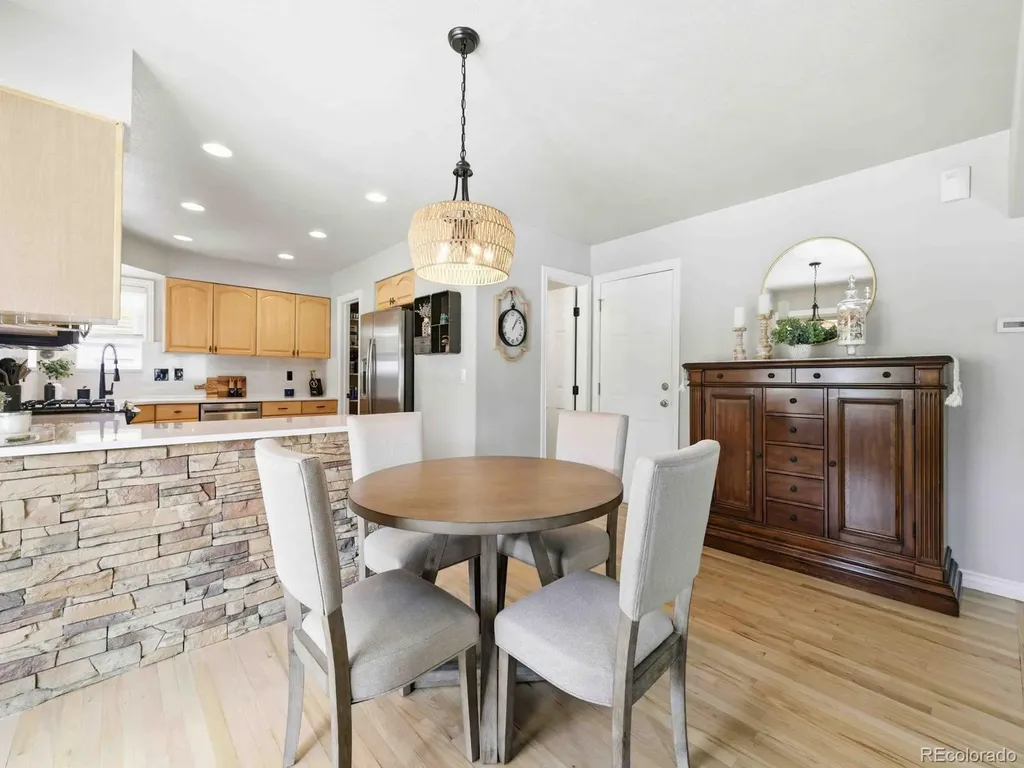 8873 S Balsam Street Littleton CO 80128