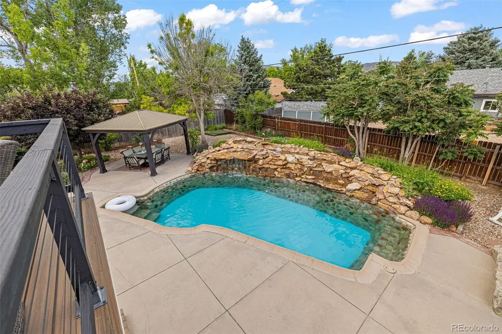 8873 S Balsam Street Littleton CO 80128