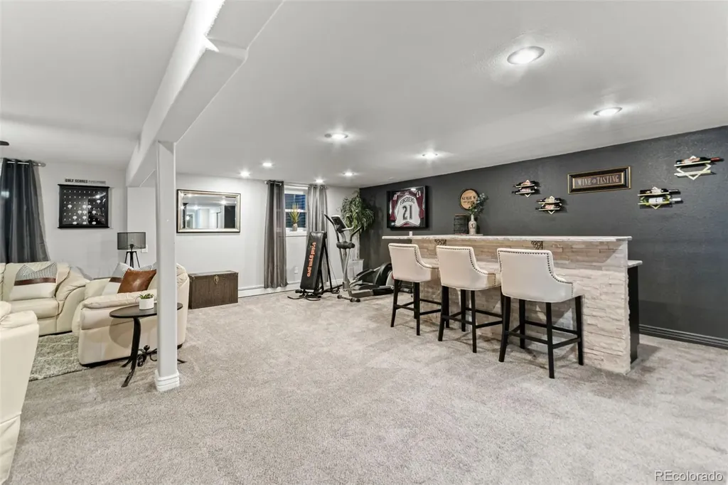 8873 S Balsam Street Littleton CO 80128