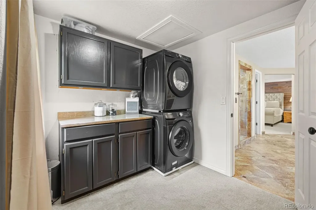 8873 S Balsam Street Littleton CO 80128