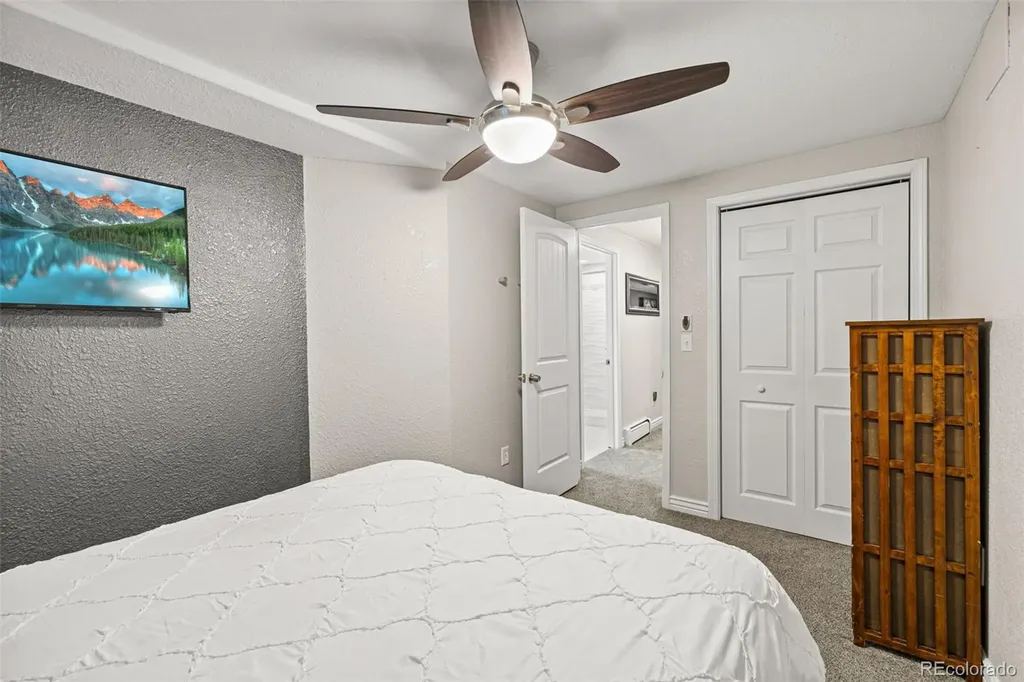 8873 S Balsam Street Littleton CO 80128