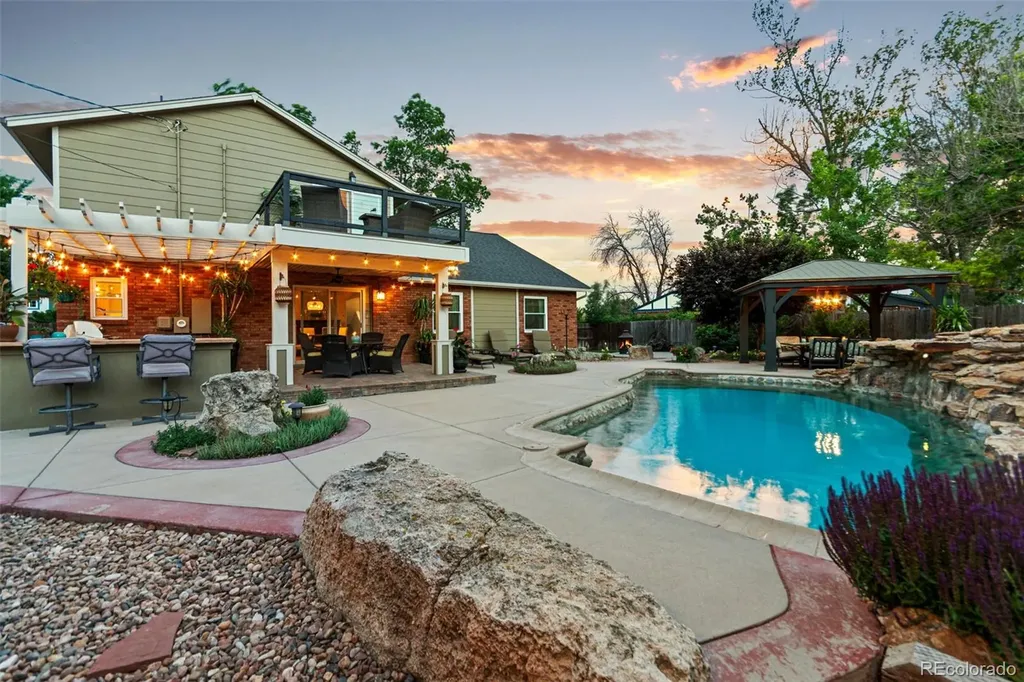 8873 S Balsam Street Littleton CO 80128