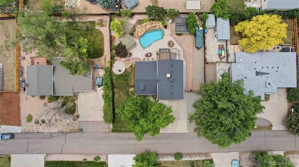 8873 S Balsam Street Littleton CO 80128