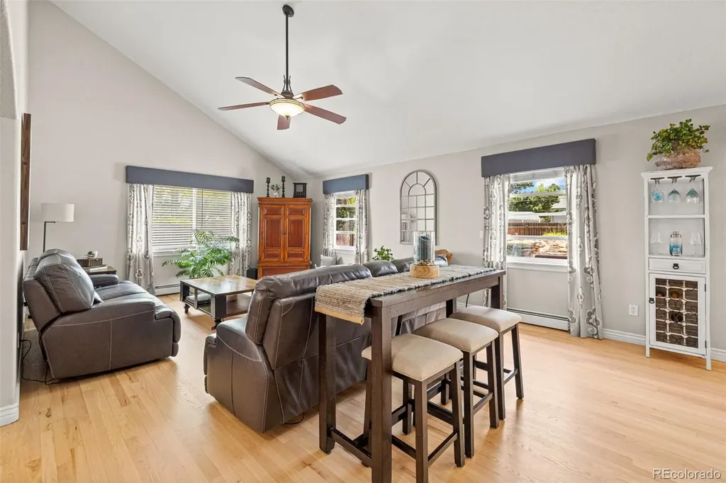 8873 S Balsam Street Littleton CO 80128