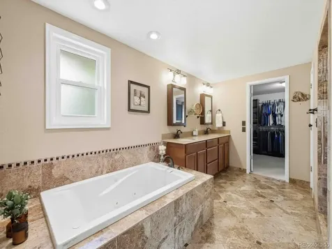 8873 S Balsam Street Littleton CO 80128