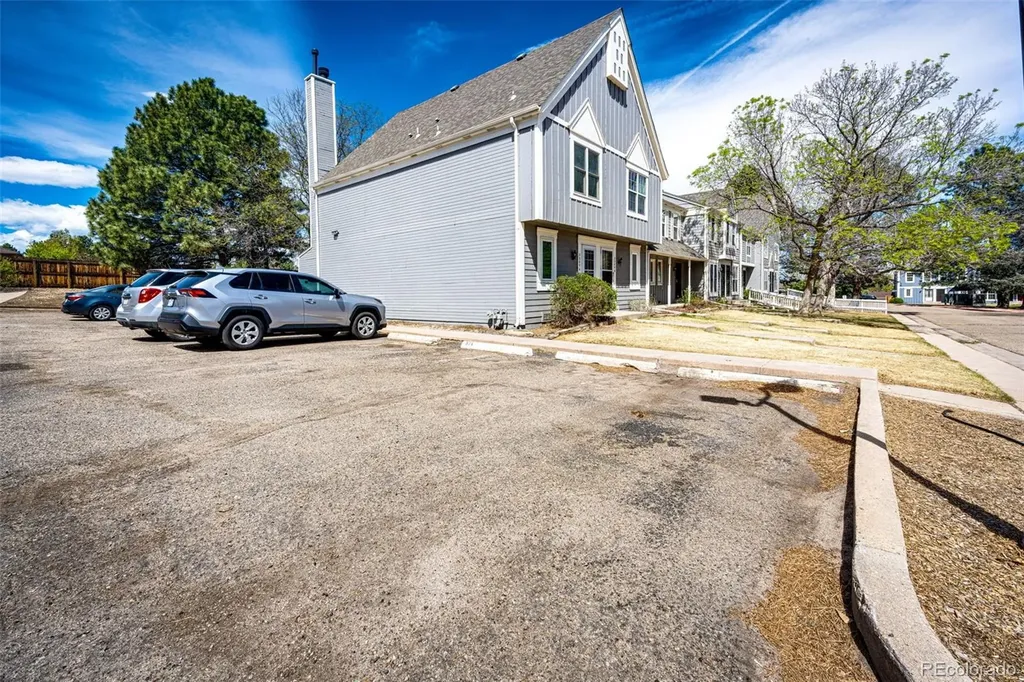 2285 S Jasper Way Aurora CO 80013