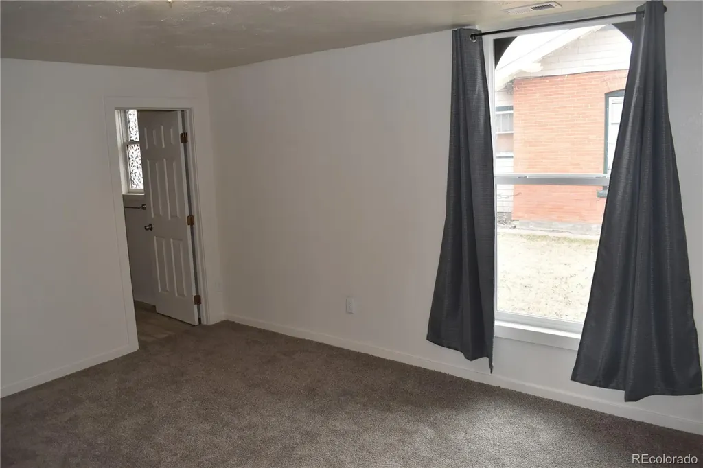 805 Raton Avenue La Junta CO 81050