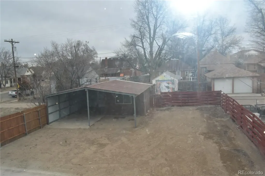 805 Raton Avenue La Junta CO 81050