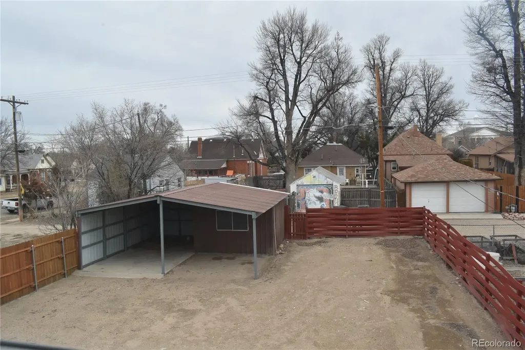 805 Raton Avenue La Junta CO 81050