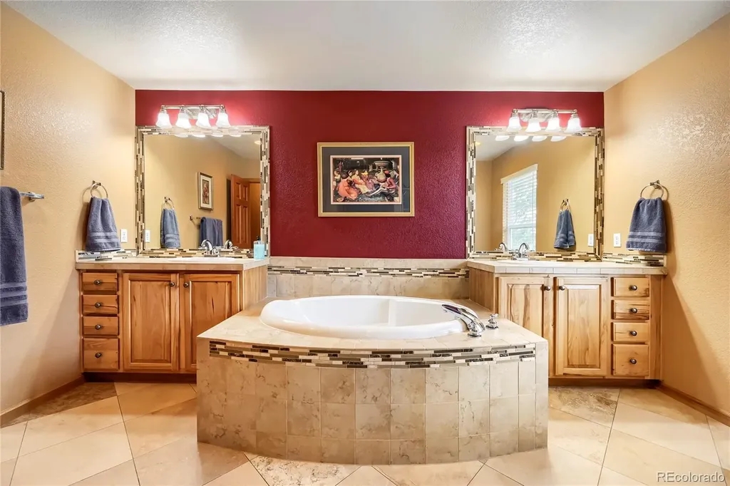 8331 Briar Haven Court Castle Pines CO 80108