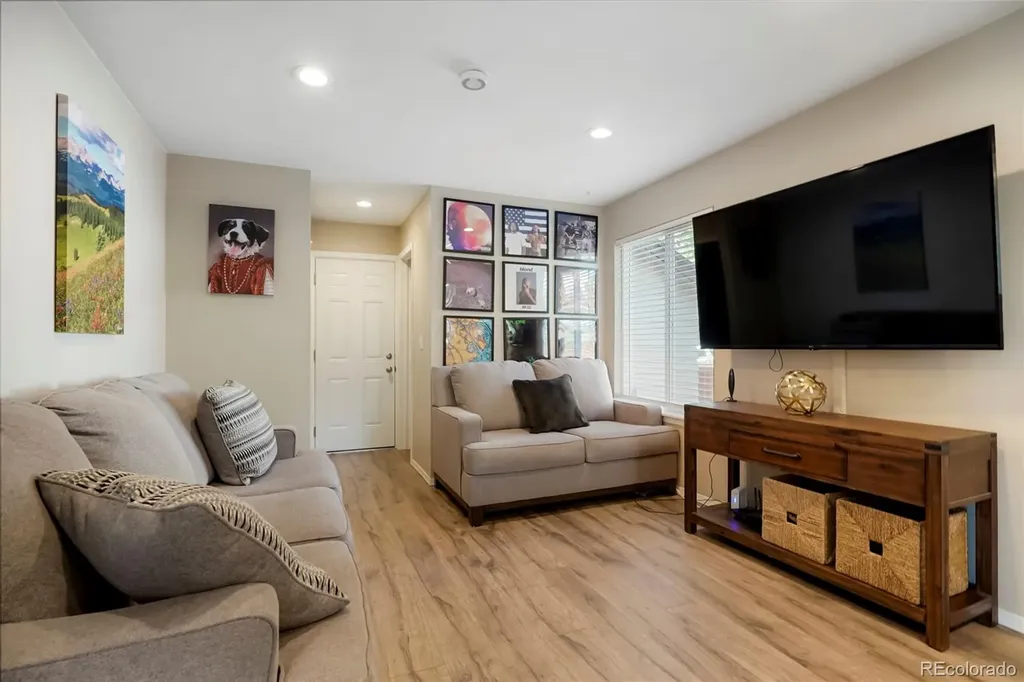 6644 Laguna Circle Littleton CO 80130