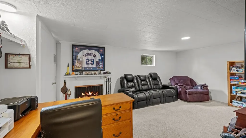 17 Clover Circle Colorado Springs CO 80906
